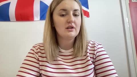 Snapshot of judevalenti chatting on 03/03/25, 07:43 JudeValenti online show from 03/03/25, 07:43