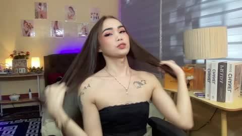 EloiseMoree online show from 12/02/24, 05:26