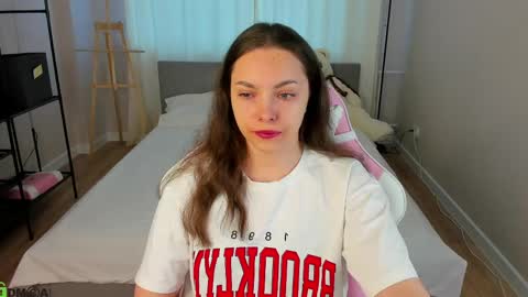 Snapshot of judy_lewis chatting on 04/21/26, 01:29 Judy Lewis online show from 04/21/26, 01:29