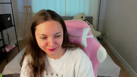 Snapshot of judy_lewis chatting on 04/21/26, 01:42 Judy Lewis online show from 04/21/26, 01:42