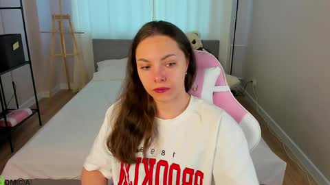 Snapshot of judy_lewis chatting on 04/21/26, 02:51 Judy Lewis online show from 04/21/26, 02:51