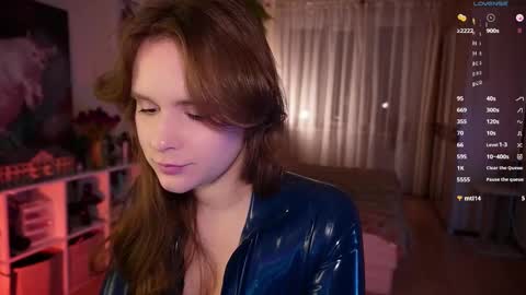 Snapshot of juelzfoxy chatting on 02/18/25, 08:03 Juelz  online show from 02/18/25, 08:03