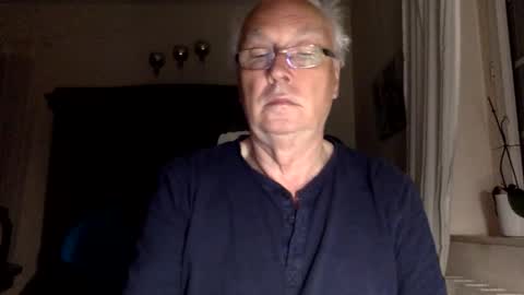 Snapshot of juergener342205 chatting on 05/04/26, 12:50 juergener342205 online show from 05/04/26, 12:50