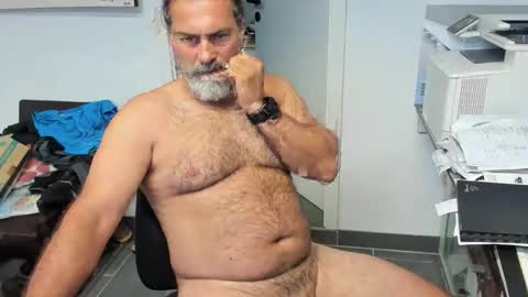 Giovanni50pro online show from 09/19/25, 03:02