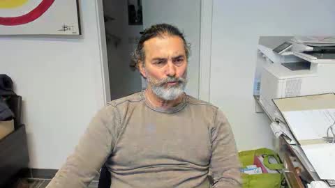 Giovanni50pro online show from 12/01/25, 01:27