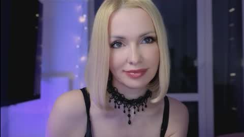 Snapshot of jugoddess chatting on 03/06/26, 08:27 Goddess Julia online show from 03/06/26, 08:27