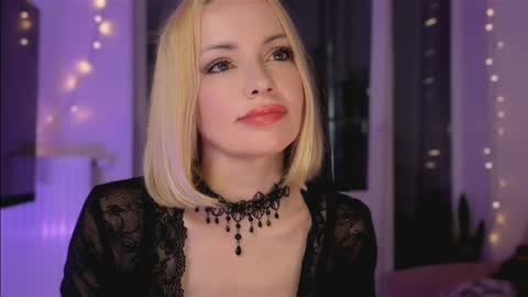 Snapshot of jugoddess chatting on 05/27/26, 06:49 Goddess Julia online show from 05/27/26, 06:49