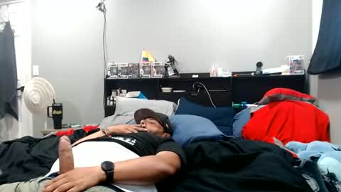 Juiceepawwg420 online show from 06/19/26, 05:50