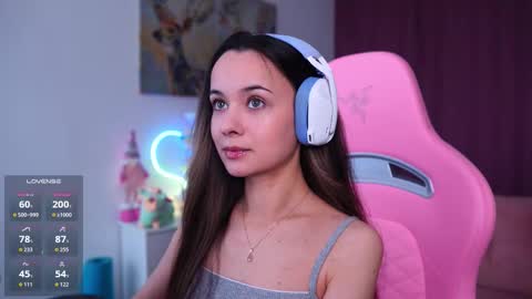 Angelina online show from 11/20/25, 11:10