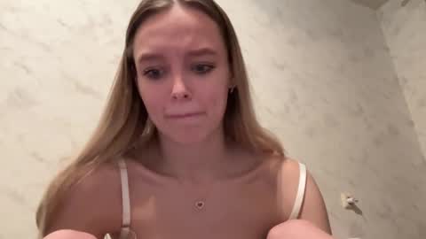 alexa online show from 02/22/25, 03:14