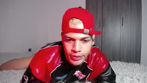 Miguel online show from 10/21/25, 02:01