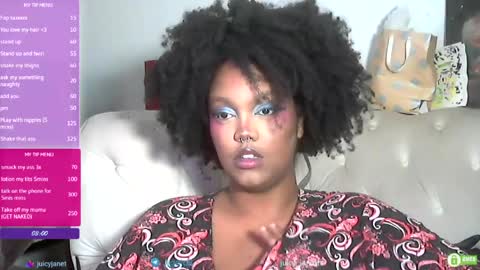 Snapshot of juicy_janet chatting on 03/24/26, 04:23 juicy_janet online show from 03/24/26, 04:23