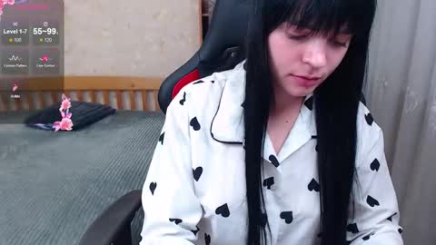 juicy_jesss online show from 10/30/25, 09:48