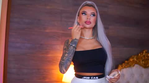 Jessye online show from 04/10/26, 07:51