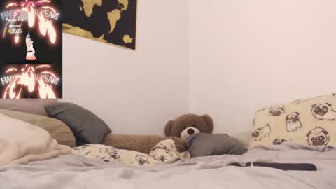 Snapshot of juicy_mystery chatting on 03/02/25, 07:45 laura online show from 03/02/25, 07:45