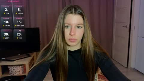 Snapshot of juicy_mystery chatting on 04/17/26, 01:36 laura online show from 04/17/26, 01:36
