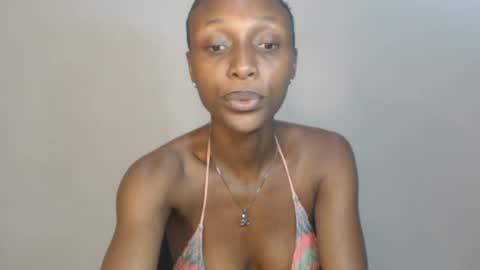 Snapshot of juicy_pinkpussy564197 chatting on 04/10/26, 09:52 olivia online show from 04/10/26, 09:52