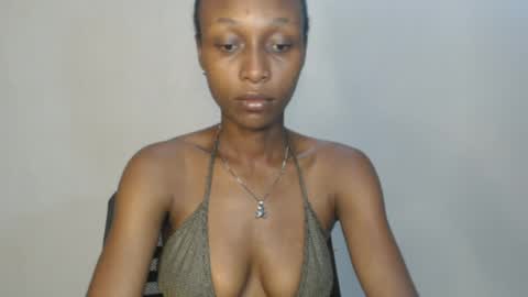 Snapshot of juicy_pinkpussy564197 chatting on 04/16/26, 05:08 olivia online show from 04/16/26, 05:08