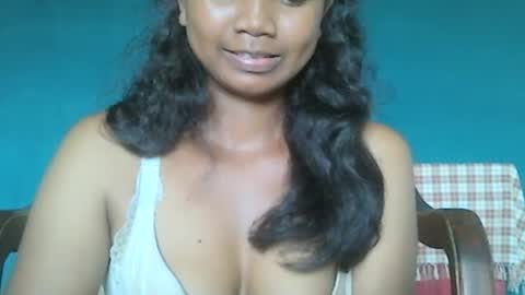 Snapshot of juicy_pretty chatting on 01/16/25, 08:43 stellah online show from 01/16/25, 08:43