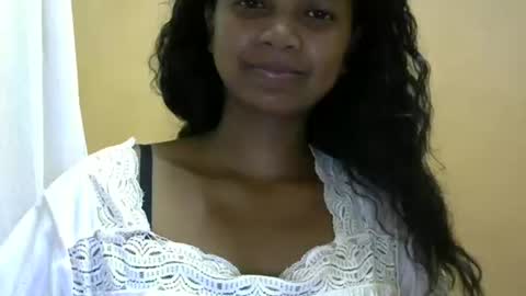 Snapshot of juicy_pretty chatting on 03/02/25, 07:02 stellah online show from 03/02/25, 07:02