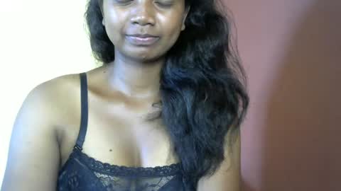 Snapshot of juicy_pretty chatting on 03/04/25, 07:41 stellah online show from 03/04/25, 07:41