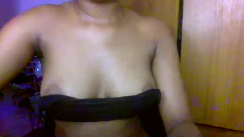 Snapshot of juicy_pussy1122 chatting on 03/12/26, 08:09 Emily online show from 03/12/26, 08:09