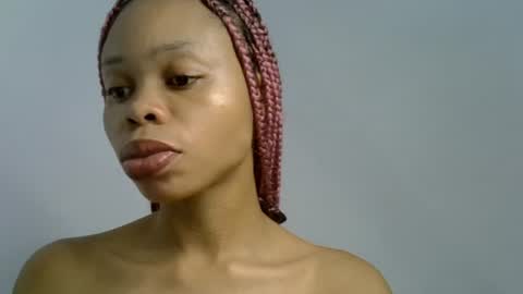 Snapshot of juicy_slut0 chatting on 06/26/26, 06:56 Champaign online show from 06/26/26, 06:56