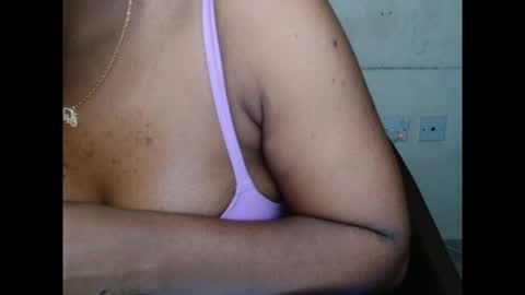 Snapshot of juicycuntx chatting on 09/27/25, 06:51 juicycuntx online show from 09/27/25, 06:51