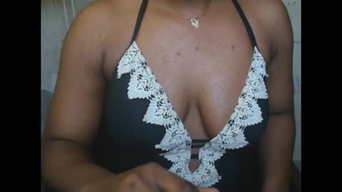 Snapshot of juicycuntx chatting on 09/30/25, 07:46 juicycuntx online show from 09/30/25, 07:46