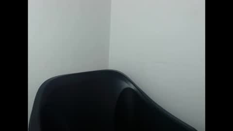 Snapshot of juicycuntx chatting on 10/25/25, 08:11 juicycuntx online show from 10/25/25, 08:11