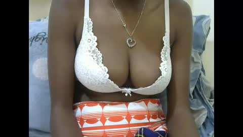 juicyebonitaa online show from 11/24/25, 07:02