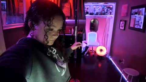 Snapshot of juicyjayxxx69 chatting on 01/22/25, 03:31 juicyjayxxx69 online show from 01/22/25, 03:31