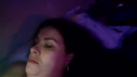 Snapshot of juicymommies chatting on 01/18/25, 10:39 Darklover1987 online show from 01/18/25, 10:39