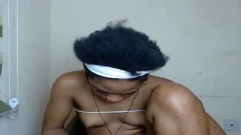 Snapshot of juicynwetx chatting on 03/07/25, 01:20 juicynwetx online show from 03/07/25, 01:20