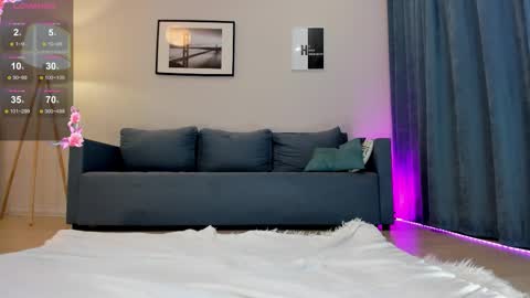 Snapshot of juicyqn chatting on 10/11/25, 03:21 Jane online show from 10/11/25, 03:21