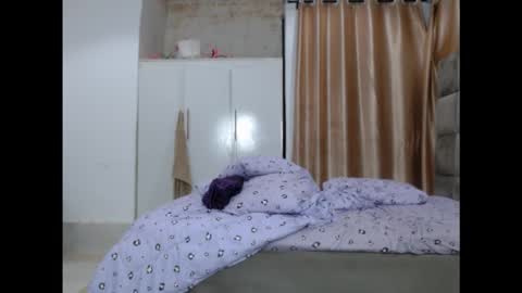 juicyxxxboobs online show from 12/22/25, 09:01