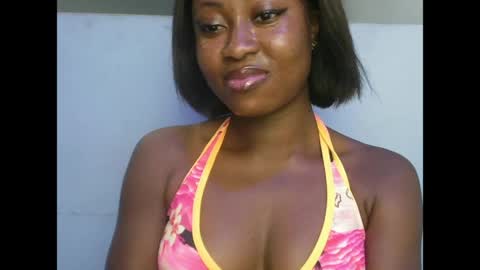 juicyyxboobs online show from 05/19/26, 09:54