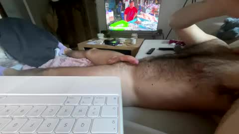 Snapshot of juju05600 chatting on 12/27/24, 02:22 juju05600 online show from 12/27/24, 02:22