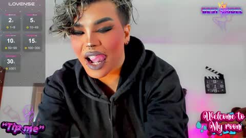 Jujubee online show from 12/22/24, 04:17