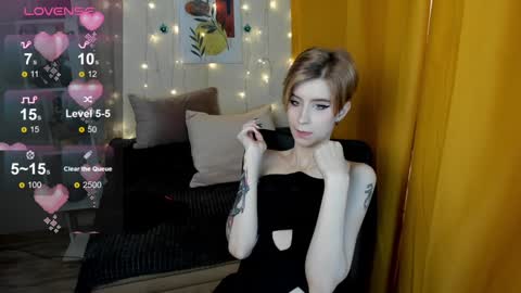 Snapshot of julescrown chatting on 12/20/24, 04:20 Jules online show from 12/20/24, 04:20