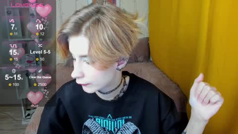 Snapshot of julescrown chatting on 01/14/25, 01:36 Jules online show from 01/14/25, 01:36