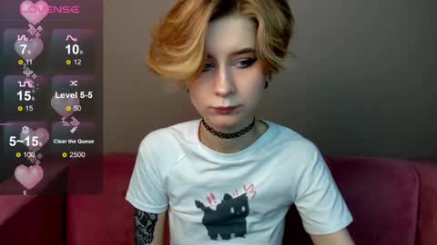 Snapshot of julescrown chatting on 03/10/25, 12:51 Jules online show from 03/10/25, 12:51