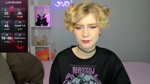 Snapshot of julescrown chatting on 10/03/25, 12:40 Jules online show from 10/03/25, 12:40