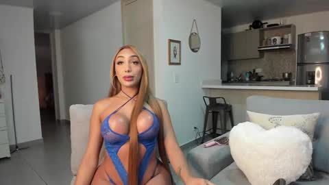 julessy online show from 02/18/26, 03:19