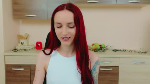 JuliaJae online show from 06/06/26, 04:17