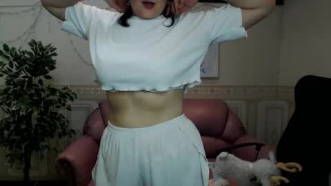 Julia Andersone online show from 02/01/25, 04:33