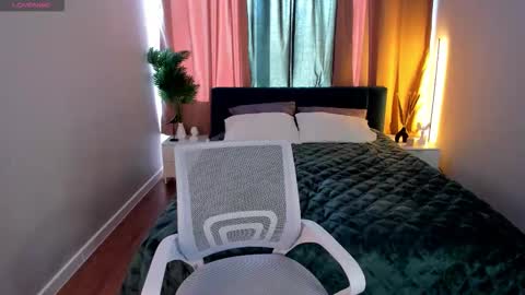 Snapshot of julia_anis chatting on 02/03/26, 06:22 Julia online show from 02/03/26, 06:22