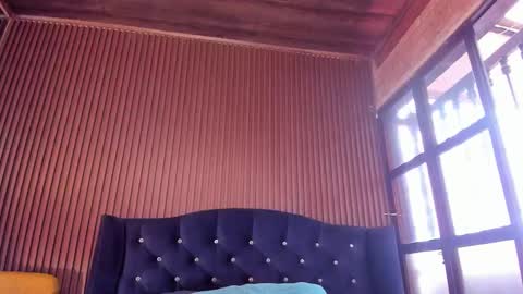 Julia online show from 02/12/25, 09:22