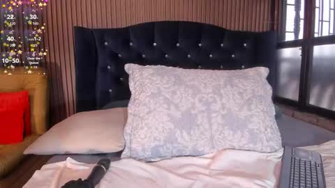 Julia online show from 01/15/26, 08:45