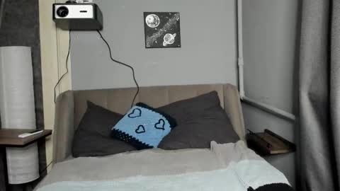 Snapshot of julia_jellyfish chatting on 03/24/26, 01:21 Julia online show from 03/24/26, 01:21